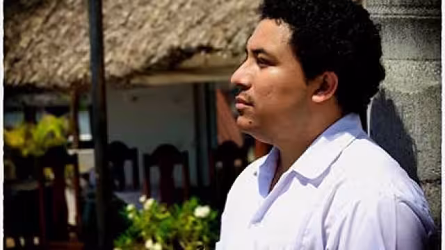 Esta es la segunda parte del ensayo de Kenia Aubry 
sobre la obra del autor campechano, poeta laureado de la ciudad de Cincinnati y