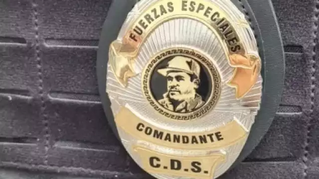 Esta sería la placa que presentaban los detenidos. Foto: Especial