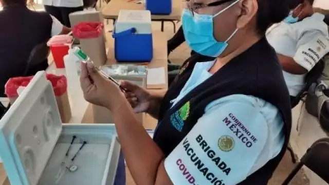 La Costa Maya de Othón P. Blanco de encuentra a 150 kilómetros de la Capital del Estado y los habitantes que ya recibieron su vacuna, tuvieron que trasladarse a Chetumal