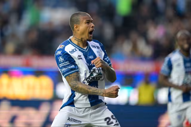 Los Tuzos lograron la victoria y eliminaron al vigente campeón.