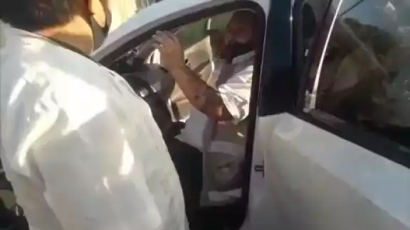 Taxistas aseguran que han pagado hasta mil pesos a los supuestos inspectores. Foto:Victoriano Rosales