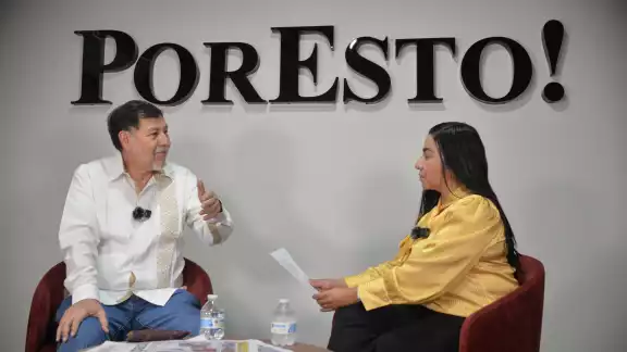 El Senador visitó las instalaciones de POR ESTO! y enfatizó la importancia de difundir información veraz para asegurar una alta asistencia en las urnas.