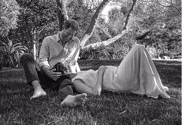 Meghan y el príncipe Enrique anuncian que tendrán un hijo