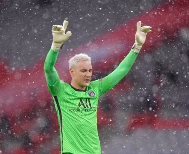 Por el momento, el futuro de Keylor Navas en el París Saint-Germain es incierto, sin embargo, eso no impide que el arquero tome unas merecidas vacaciones en el Caribe