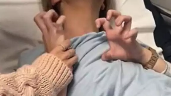 Al menos dos tipos de droga provocaron que la joven terminara en el hospital, luego de que un sujeto le ofreció una bebida en un bar