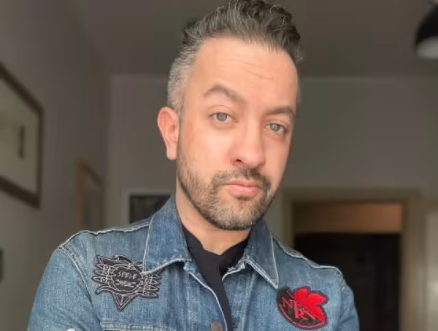 Chume Torres ha criticado fuertemente el gobierno y a partidos políticos de México