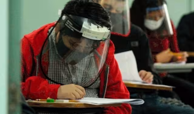 Los resultados del COMIPEMS 2022 los arroja la UNAM y el Ceneval, que son los encargados de calificar los exámenes