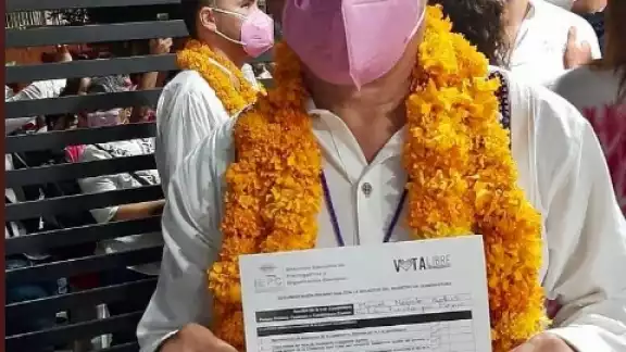 Manuel Negrete aspira a la gubernatura de Guerrero Manuel Negrete aspira a la gubernatura de Guerrero