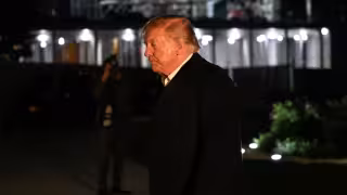 Manifestantes interrumpen a Donald Trump en un mitin en Texas