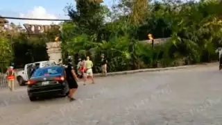 Durante la tarde se presentó una movilización de autoridades, debido a la balacera registrada al interior del parque Xplor. Foto: Por Esto!