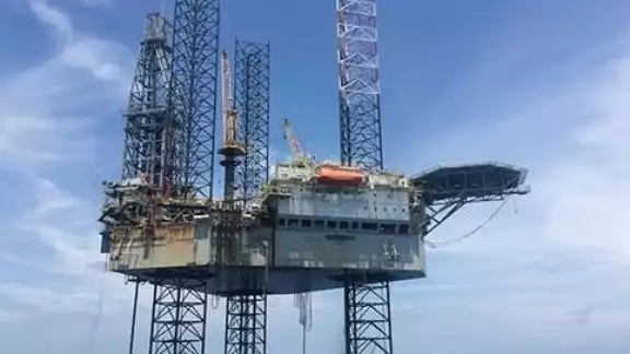 Aumento de personal es generalizado en las plataformas y agregó que se mantienen el uso obligatorio de cubrebocas, de gel antibacterial