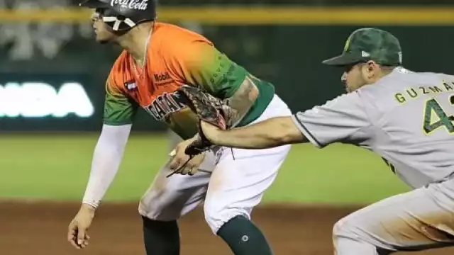 Leones de Yucatán pierden el primer partido de la serie contra los Pericos de Puebla