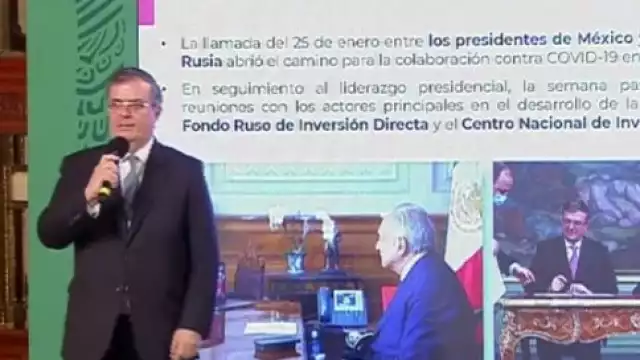 Marcelo Ebrad, durante la conferencia de prensa