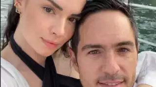El actor publicó un emotivo mensaje para su pareja a través de sus redes oficiales