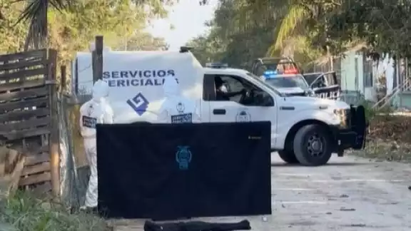 Al lugar arribaron los cuerpos policiacos para tomar conocimiento Al lugar arribaron los cuerpos policiacos para tomar conocimiento