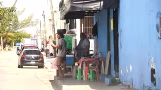 “Solo limpian la Zona Hotelera”: Cuestionan  operativos contra ambulantes en Cancún