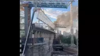 El incendio se detectó en una de las columnas que dan a la calle Padre Damián y habrían afectado una de las estructuras metálicas que pertenecían al viejo estadio