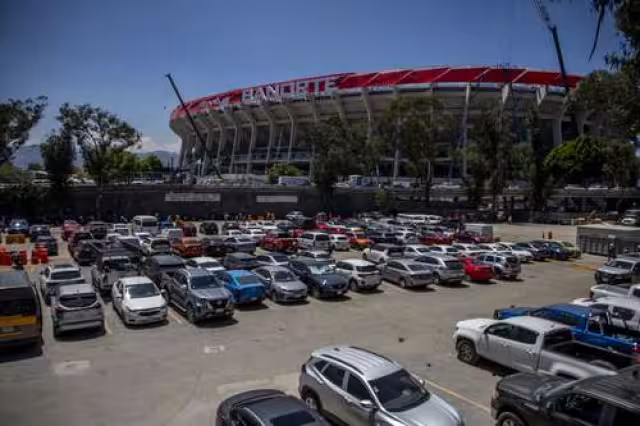 El Azteca triplica precios tras remodelación