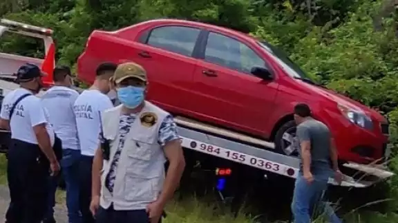 El percance se registró en el kilómetro 153 de la Carretera Federal 189 El percance se registró en el kilómetro 153 de la Carretera Federal 189