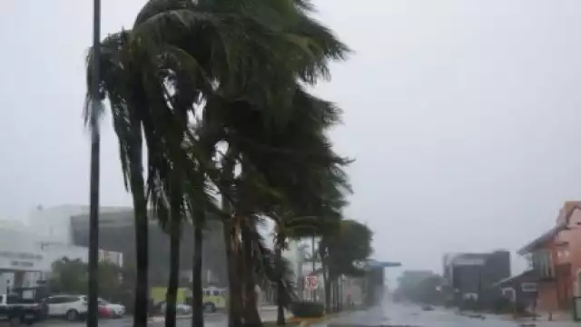 La Tormenta Tropical Ian que mantiene su ruta al Centro del Mar Caribe, elevó su posibilidad de evolución a un huracán para este fin de semana