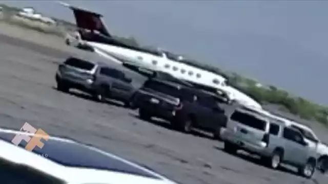 Se dio a conocer el momento de la detención de Ismael 'Mayo' Zambada y Joaquín Guzmán López a su llegada al aeropuerto local de Santa Teresa en Nuevo México