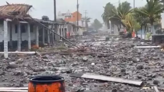 El fuerte viento que deja a su paso el Huracán Nora ha dejado importantes afectaciones El fuerte viento que deja a su paso el Huracán Nora ha dejado importantes afectaciones