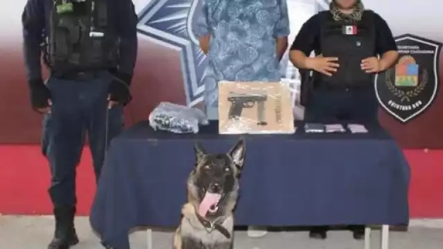 En una revisión física no se le encontraron elementos ilícitos; pero sí un arma de fuego