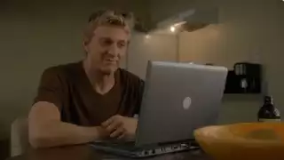 Netflix adelanta estreno de la tercera temporada de Cobra Kai