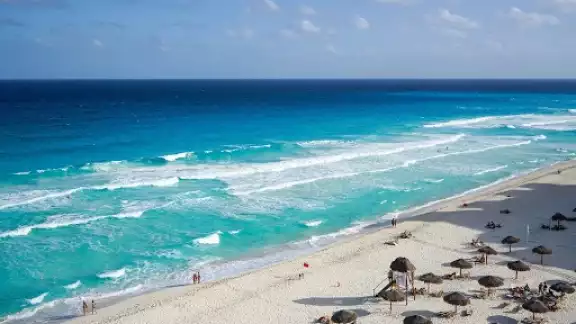 Cancún es el segundo destino turístico con el mayor número de distintivos a nivel nacional