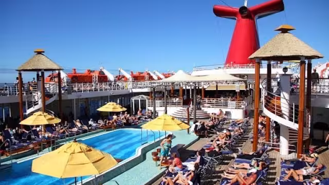 La naviera Carnival Cruise Line, obligada a pagar Derecho de Saneamiento