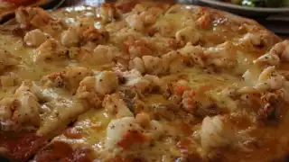 En Holbox se utiliza el dicho, "ese pescado que está comiendo, anoche durmió en el mar"