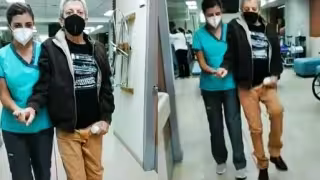 César Bono se mantiene en rehabilitación. Foto: Captura de pantalla TikTok