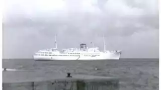 Aunque se desconoce el número de pasajeros que trajo, su imagen quedó plasmada en una fotografía en blanco y negro