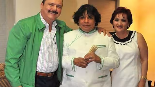Duarte era amigo personal del cantante de Juárez quien se presentó en uno de sus cumpleaños