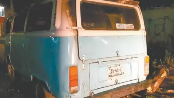 Al lugar también llegaron elementos de las policías Estatal y Municipal; no hubo personas lesionadas. Al lugar también llegaron elementos de las policías Estatal y Municipal; no hubo personas lesionadas.