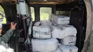 Era procedente de Sudamérica; la aeronave y todo lo decomisado fueron puestos a disposición de las autoridades competentes