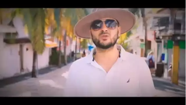 El creador mencionó que con apoyo de César y sus Cubanísimos, consiguió que ellos crearon la música