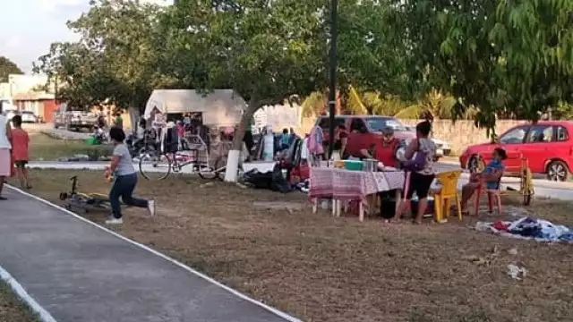 El tianguis de San Camilo en Mérida recibe a compradores en busca de productos de todo tipo