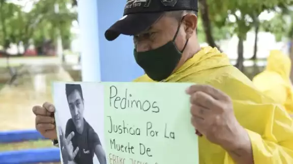 José Antonio Quintal Chan denuncia que su hijo fue asesinado en Centro de Rehabilitación de Juan Pablo II.
