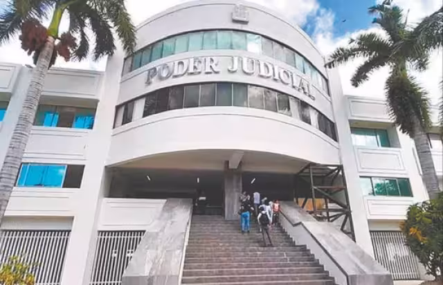 Abogado destacó que esta situación compromete el funcionamiento del Poder Judicial.