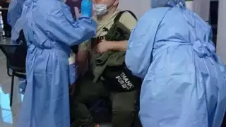 Los mayores de 60 años no vacunados permanecerán confinados desde el 25 de octubre hasta el 25 de febrero