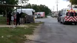 Autoridades policiacas y paramédicos de la Cruz Roja llegaron a la Supermanzana 253 con Avenida Pávalo