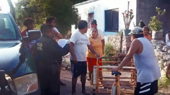 Ante los hechos, familiares dieron parte a las autoridades a través de los números de emergencia 911