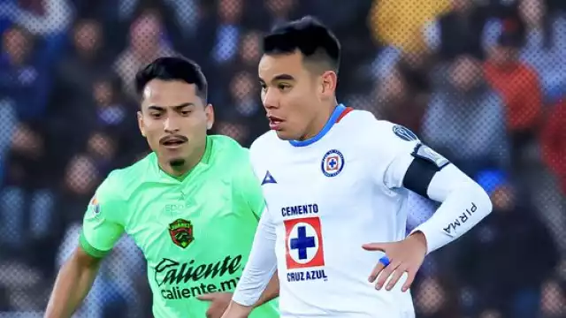 Anselmi enfrenta su primer momento crítico al frente de Cruz Azul
