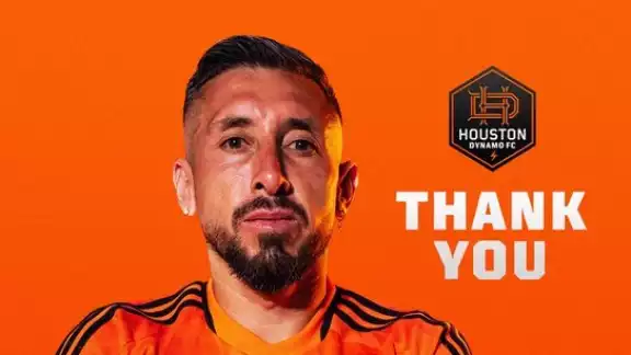 Le dan las gracias a Héctor Herrera