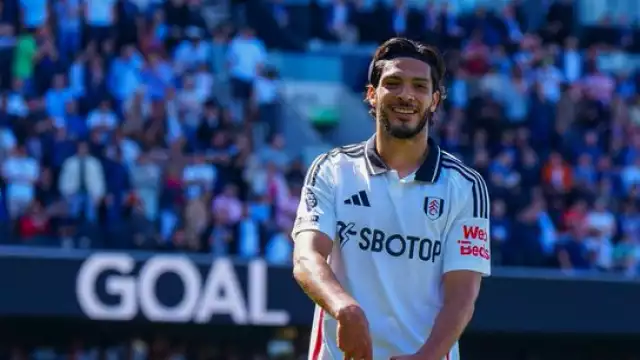 El delantero mexicano está de vuelta