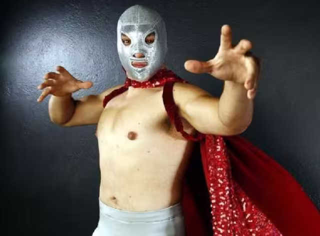 El Santo Junior vs Hijo de Fishman: la batalla estelar en relevos australianos que sacudirá la Arena Colonos en abril
