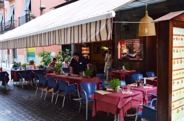 Los resutarantes de España tendrán que reducir la generación de desperdicios para evitar multas. Foto: Especial