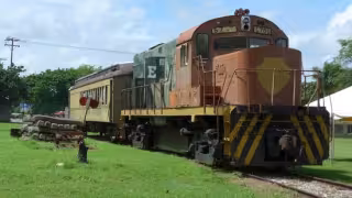 ¿Cuándo llegó el primer tren de pasajeros a Mérida?