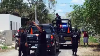 Los elementos acudieron a detener al hombre en estado de ebriedad pero fueron recibidos con golpes